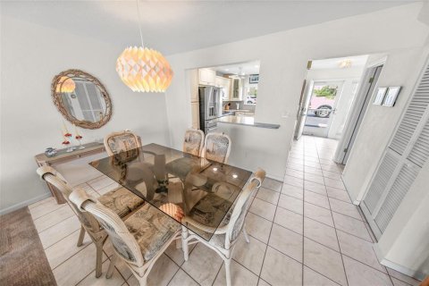 Adosado en venta en Port Orange, Florida, 3 dormitorios, 141.21 m2 № 1781043 - foto 9