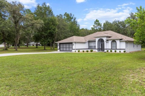 Casa en venta en Citrus Springs, Florida, 3 dormitorios, 172.52 m2 № 1838302 - foto 1