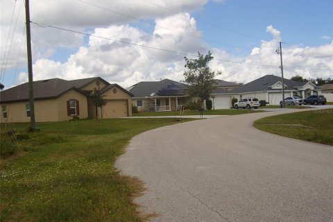 Terreno en venta en Kissimmee, Florida № 2239868 - foto 10