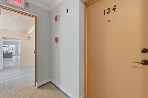 Купить кондоминиум в Сент-Пит-Бич, Флорида 5 комнат, 60.39м2, № 2101829 - фото 3