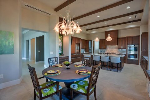 Villa ou maison à vendre à Palm Coast, Floride: 5 chambres, 561.32 m2 № 1555877 - photo 8