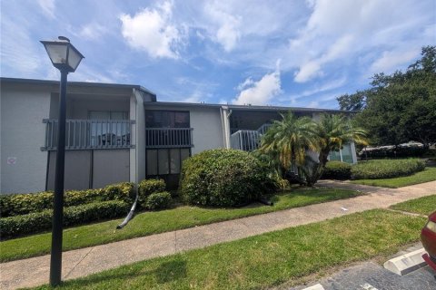 Condo in Largo, Florida, 1 bedroom  № 1888649 - photo 22
