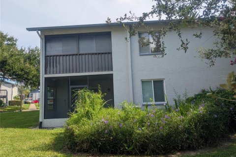 Condo in Largo, Florida, 1 bedroom  № 1888649 - photo 15