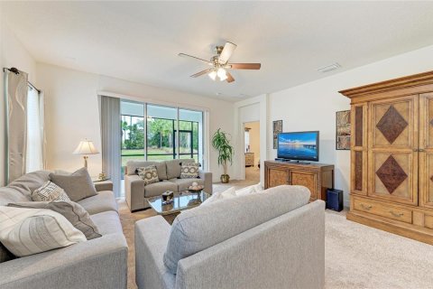 Casa en venta en Bradenton, Florida, 3 dormitorios, 170.2 m2 № 2211578 - foto 12