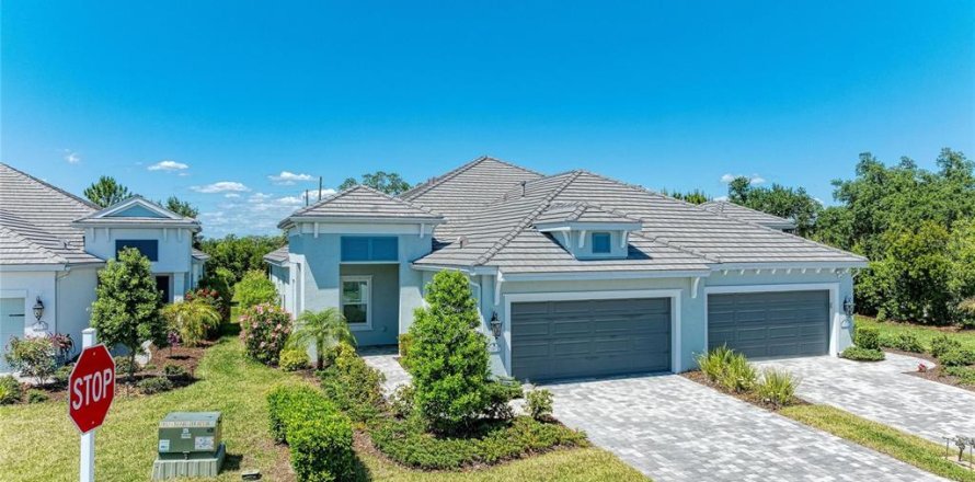 Casa en Bradenton, Florida 3 dormitorios, 170.2 m2 № 2211578
