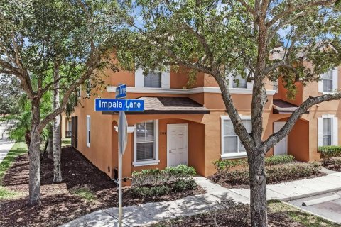 Adosado en venta en Kissimmee, Florida, 4 dormitorios, 172.05 m2 № 1910853 - foto 2