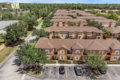 Adosado en venta en Kissimmee, Florida, 4 dormitorios, 172.05 m2 № 1910853 - foto 28
