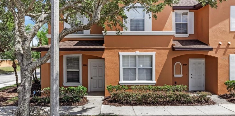 Adosado en Kissimmee, Florida 4 dormitorios, 172.05 m2 № 1910853