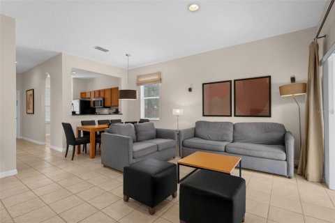 Adosado en venta en Kissimmee, Florida, 4 dormitorios, 172.05 m2 № 1910853 - foto 4