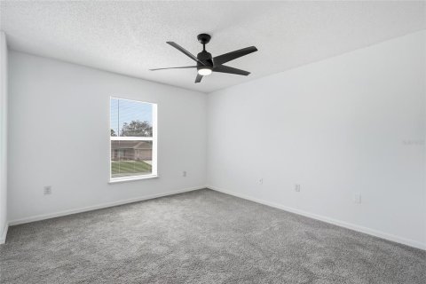 Casa en venta en Spring Hill, Florida, 4 dormitorios, 261.98 m2 № 2198029 - foto 23