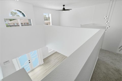 Casa en venta en Spring Hill, Florida, 4 dormitorios, 261.98 m2 № 2198029 - foto 25