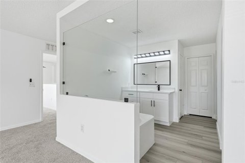 Casa en venta en Spring Hill, Florida, 4 dormitorios, 261.98 m2 № 2198029 - foto 28