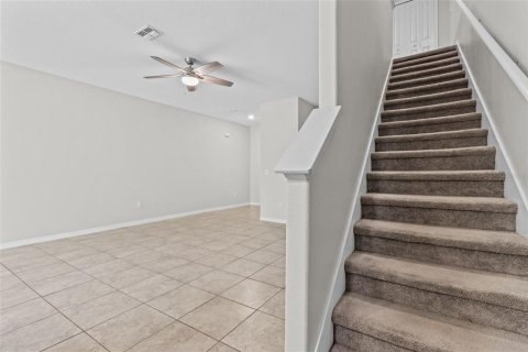 Townhouse in Sun City Center, Florida 3 bedrooms, 158.03 sq.m. № 1797945 - photo 8