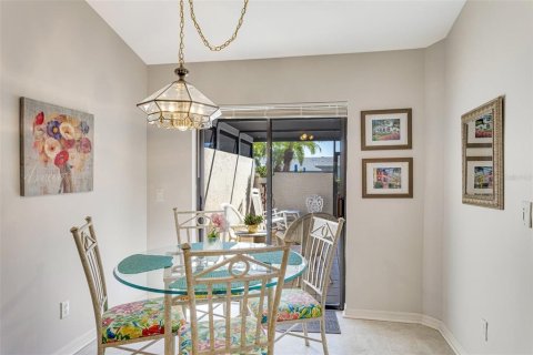 Villa ou maison à vendre à Fort Myers, Floride: 2 chambres, 114.46 m2 № 1638142 - photo 19