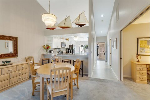 Villa ou maison à vendre à Fort Myers, Floride: 2 chambres, 114.46 m2 № 1638142 - photo 22