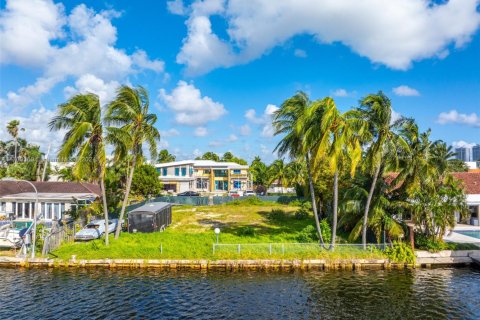 Land in North Miami Beach, Florida № 1693809 - photo 30