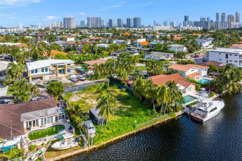Land in North Miami Beach, Florida № 1693809 - photo 27