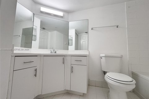 Condo in Pembroke Pines, Florida, 3 bedrooms  № 2087154 - photo 18