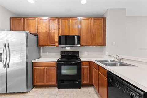 Touwnhouse à louer à Tampa, Floride: 2 chambres, 104.05 m2 № 2151053 - photo 5