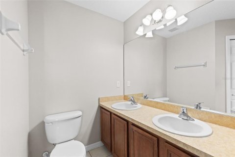 Touwnhouse à louer à Tampa, Floride: 2 chambres, 104.05 m2 № 2151053 - photo 24