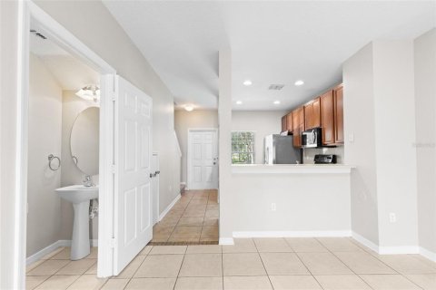 Touwnhouse à louer à Tampa, Floride: 2 chambres, 104.05 m2 № 2151053 - photo 9