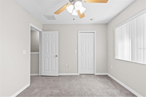 Touwnhouse à louer à Tampa, Floride: 2 chambres, 104.05 m2 № 2151053 - photo 28