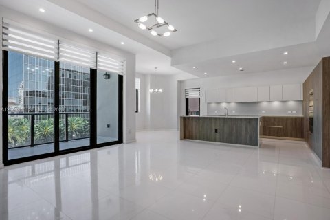 Condo in Coral Gables, Florida, 3 bedrooms № 2087087 - photo 7