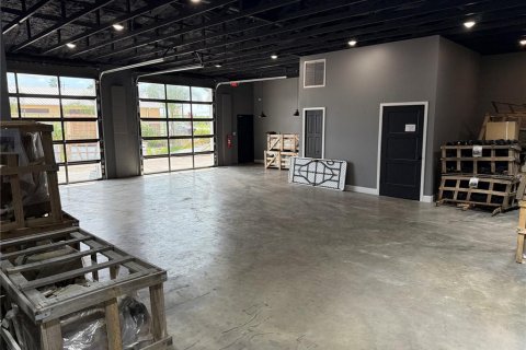 Propiedad comercial en alquiler en Cocoa, Florida, 498.51 m2 № 1675772 - foto 18