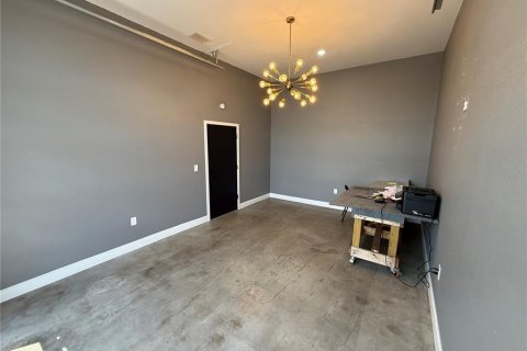 Immobilier commercial à louer à Cocoa, Floride: 498.51 m2 № 1675772 - photo 20