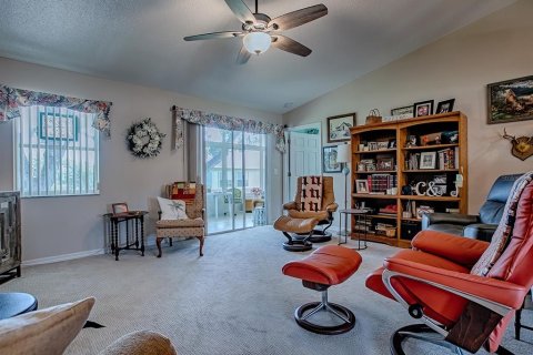 House in Leesburg, Florida 3 bedrooms, 133.41 sq.m. № 1812429 - photo 11