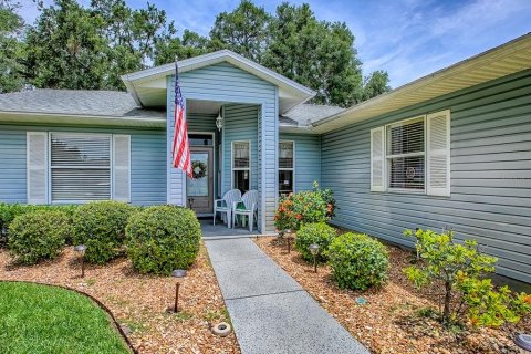 House in Leesburg, Florida 3 bedrooms, 133.41 sq.m. № 1812429 - photo 4