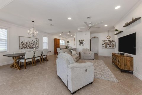 House in Laurel, Florida 3 bedrooms, 151.99 sq.m. № 1619400 - photo 10