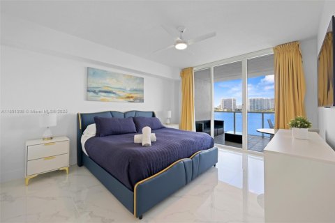 Copropriété à louer à Sunny Isles Beach, Floride: 2 chambres, 116.59 m2 № 2169788 - photo 12