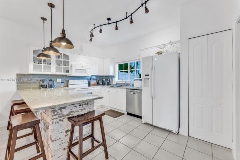 Adosado en venta en Miramar, Florida, 3 dormitorios, 167.6 m2 № 1992120 - foto 15