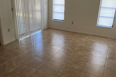 Condominio en alquiler en Punta Gorda, Florida, 2 dormitorios, 87.05 m2 № 1580073 - foto 4