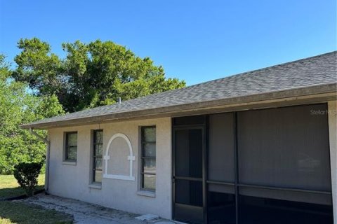 Condominio en alquiler en Punta Gorda, Florida, 2 dormitorios, 87.05 m2 № 1580073 - foto 2