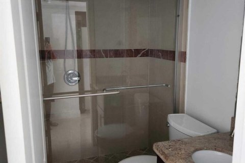 Снять в аренду кондоминиум в Бока-Ратон, Флорида 3 комнаты, 61.32м2, № 2180454 - фото 13