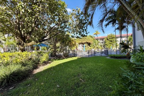 Copropriété à louer à Miami, Floride: 1 chambre, 72.46 m2 № 1942011 - photo 5