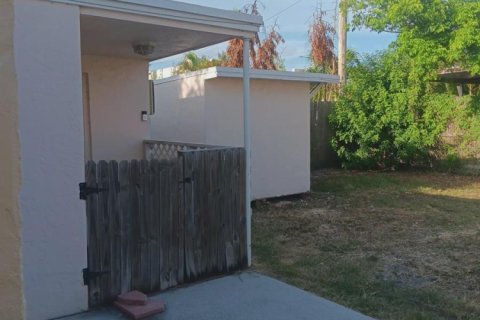 Villa ou maison à vendre à West Palm Beach, Floride: 3 chambres, 118.82 m2 № 2078449 - photo 7