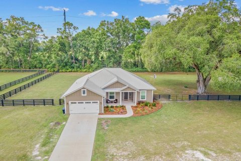 Villa ou maison à vendre à Trenton, Floride: 3 chambres, 152.82 m2 № 2150710 - photo 4