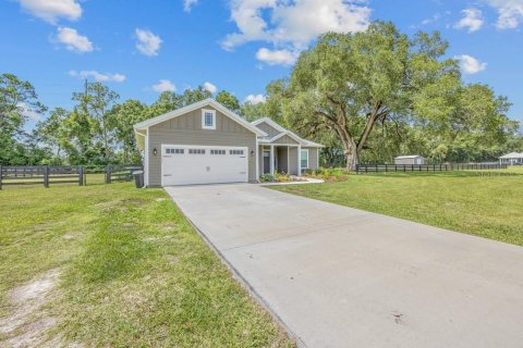 Villa ou maison à vendre à Trenton, Floride: 3 chambres, 152.82 m2 № 2150710 - photo 2