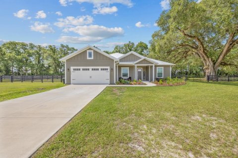 Villa ou maison à Trenton, Floride 3 chambres, 152.82 m2 № 2150710