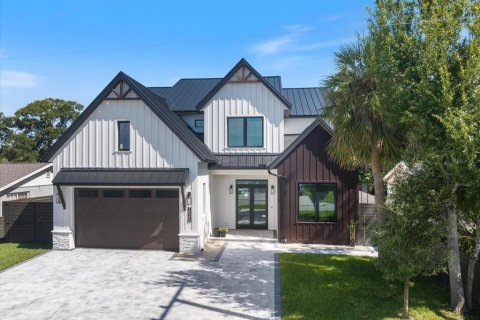 Casa en Sarasota, Florida 5 dormitorios, 351.54 m2 № 2123251