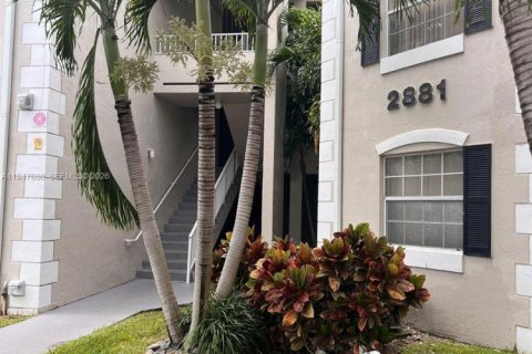 Condo in Oakland Park, Florida, 2 bedrooms  № 2003252