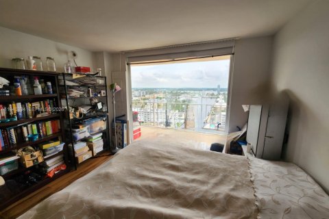 Condo in Sunny Isles Beach, Florida, 2 bedrooms  № 1998161 - photo 23