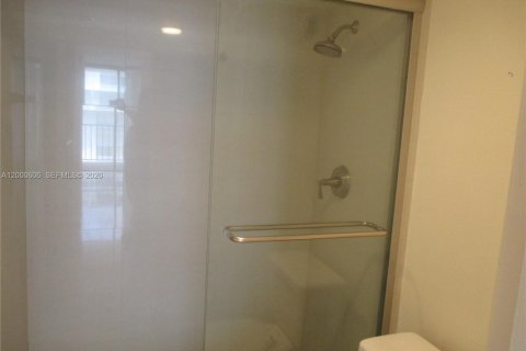 Copropriété à louer à Miami, Floride: 1 chambre, 98.85 m2 № 2170163 - photo 14