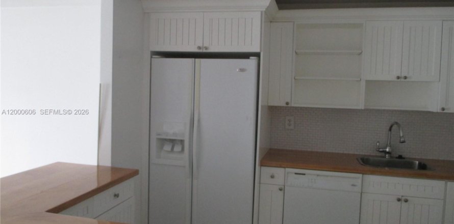 Condo à Miami, Floride, 1 chambre  № 2170163