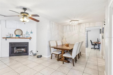Villa ou maison à vendre à Ormond Beach, Floride: 3 chambres, 172.98 m2 № 2430619 - photo 17