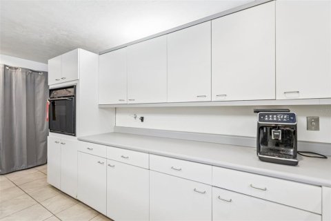 Villa ou maison à vendre à Ormond Beach, Floride: 3 chambres, 172.98 m2 № 2430619 - photo 21