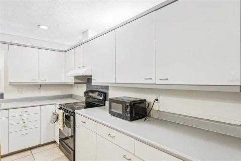 Villa ou maison à vendre à Ormond Beach, Floride: 3 chambres, 172.98 m2 № 2430619 - photo 19
